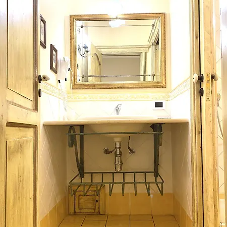 Del Gagini 住宿加早餐酒店