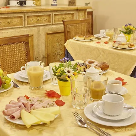 Del Gagini Bed and Breakfast 3*